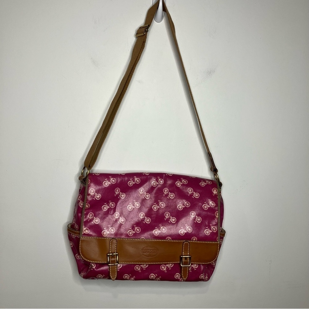 Fossil coated canvas messenger bag pink bicycle‎ print leather trim